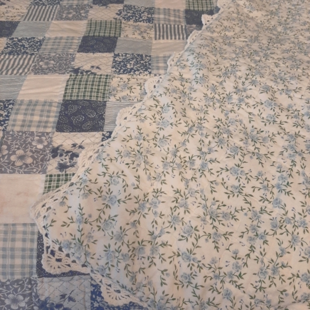 King Size quilted bedspread